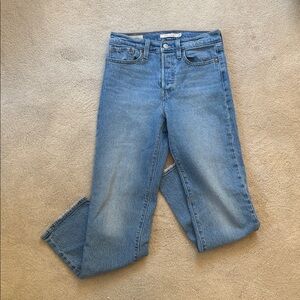 Levi’s Wedgie Straight